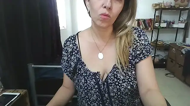 charlott ponce online show from July 13, 6:22 pm