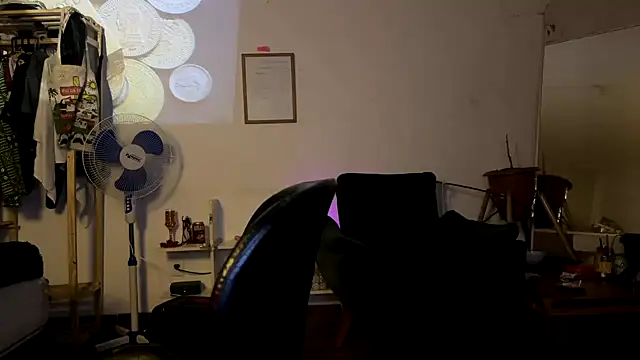 gerson173Hugo online show from February 25, 12:53 am