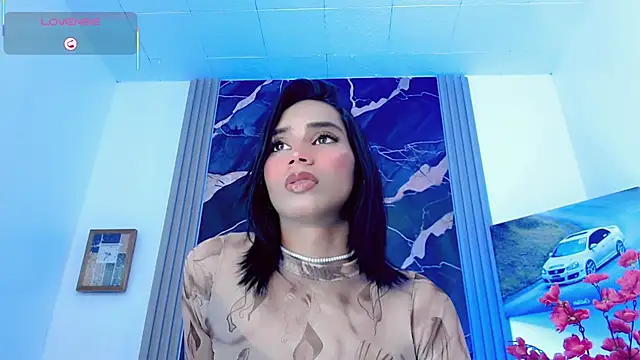 Snapshot of tyle_brunette chatting on July 9, 7:18 pm tyle brunette online show from July 9, 7:18 pm