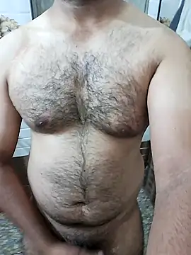 bobyyboyy1 online show from March 13, 5:00 am