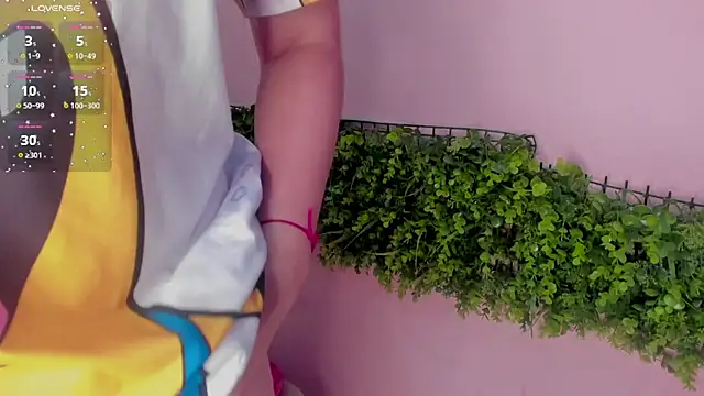 Snapshot of Mikasa_Horny chatting on March 4, 1:28 pm Mikasa Horny online show from March 4, 1:28 pm