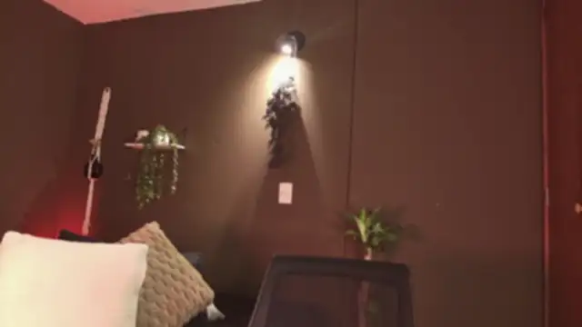 MegganCarter online show from March 4, 12:27 am