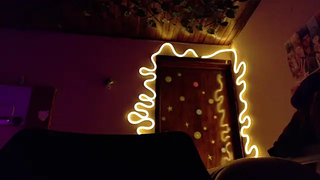 maryberry   online show from December 3, 11:03 pm