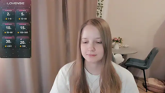 Snapshot of Alyaley chatting on April 20, 3:15 pm Alyaley online show from April 20, 3:15 pm