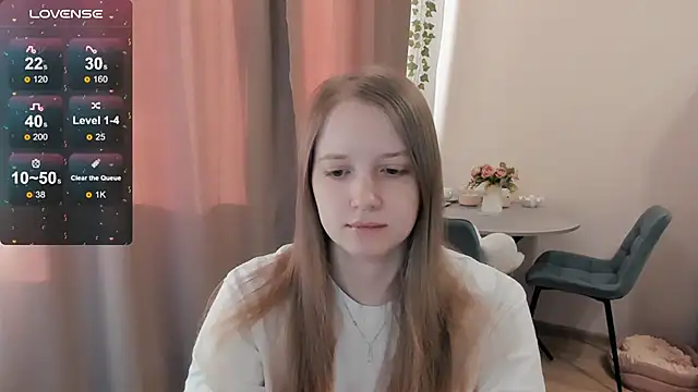 Snapshot of Alyaley chatting on April 22, 5:21 am Alyaley online show from April 22, 5:21 am