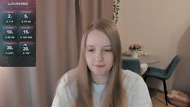 Snapshot of Alyaley chatting on April 29, 7:09 pm Alyaley online show from April 29, 7:09 pm