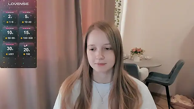 Snapshot of Alyaley chatting on May 18, 4:29 am Alyaley online show from May 18, 4:29 am