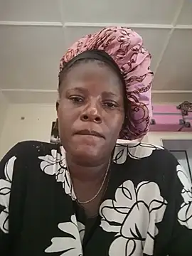 Snapshot of Sweetie_pussy chatting on July 14, 7:13 am Sweetie pussy online show from July 14, 7:13 am