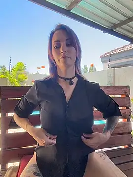 Astoria Moon online show from March 31, 9:10 am