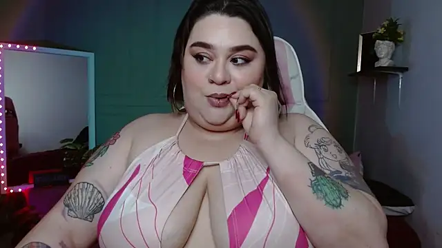 tiffany laurens online show from December 7, 6:21 am