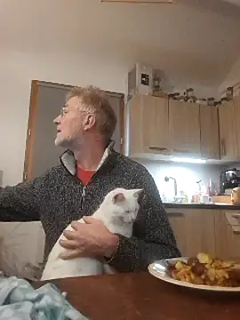 Snapshot of 60philippe chatting on January 26, 10:34 am 60philippe online show from January 26, 10:34 am