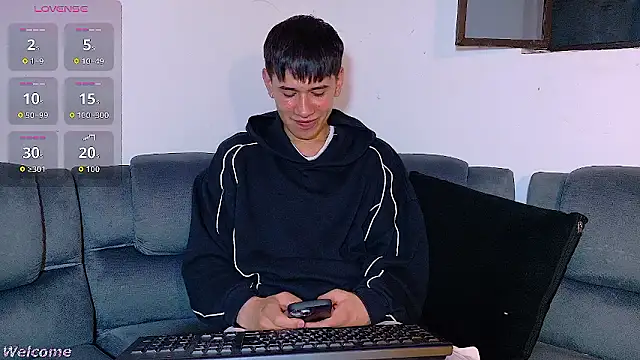 Mr daren  online show from January 12, 7:08 pm