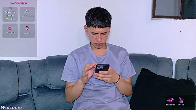 Mr daren  online show from March 17, 6:44 pm