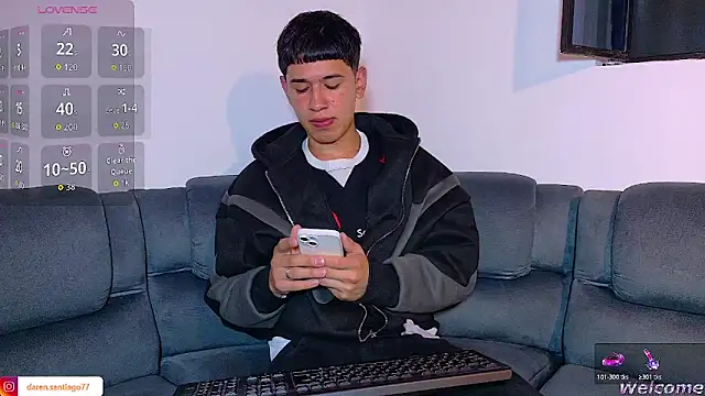 Snapshot of Mr_daren_ chatting on May 12, 6:16 pm Mr daren online show from May 12, 6:16 pm