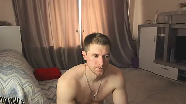 Snapshot of EthanPinkman chatting on July 22, 5:10 am EthanPinkman online show from July 22, 5:10 am