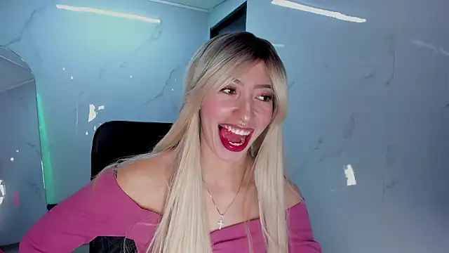 LilithCooperr  online show from September 27, 7:41 pm