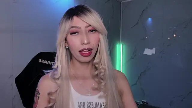 LilithCooperr  online show from February 23, 3:48 am