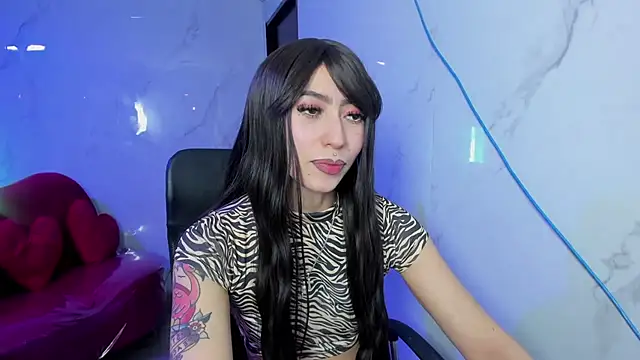 Snapshot of LilithCooperr_ chatting on July 14, 8:14 pm LilithCooperr online show from July 14, 8:14 pm