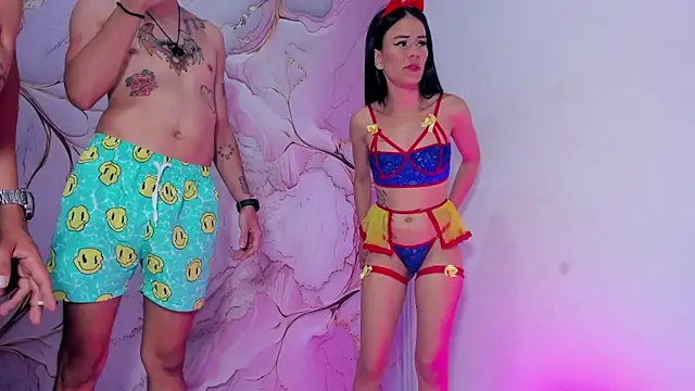 wild demongirl online show from December 5, 6:37 pm