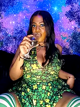 AmazonianMistress online show from March 17, 10:13 pm