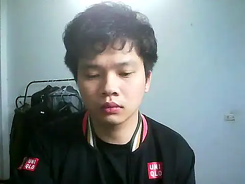 Snapshot of Kelvin_kol chatting on February 19, 1:50 pm Kelvin kol online show from February 19, 1:50 pm