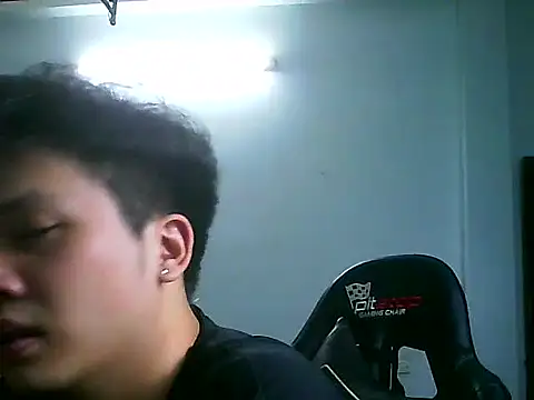 Snapshot of Kelvin_kol chatting on March 22, 3:31 pm Kelvin kol online show from March 22, 3:31 pm