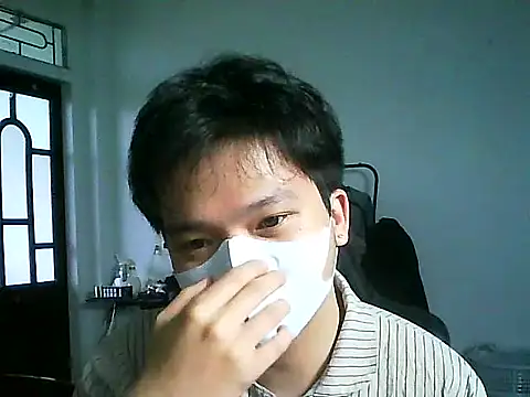 Snapshot of Kelvin_kol chatting on February 18, 3:24 am Kelvin kol online show from February 18, 3:24 am