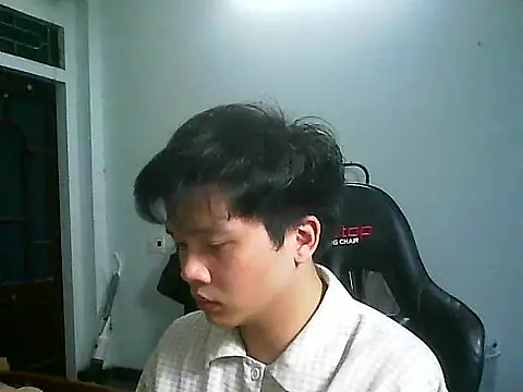 Snapshot of Kelvin_kol chatting on March 8, 10:52 am Kelvin kol online show from March 8, 10:52 am