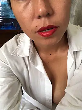 2HotAsain4u online show from January 6, 1:53 am