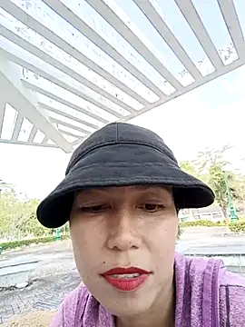 2HotAsain4u online show from February 16, 8:55 pm