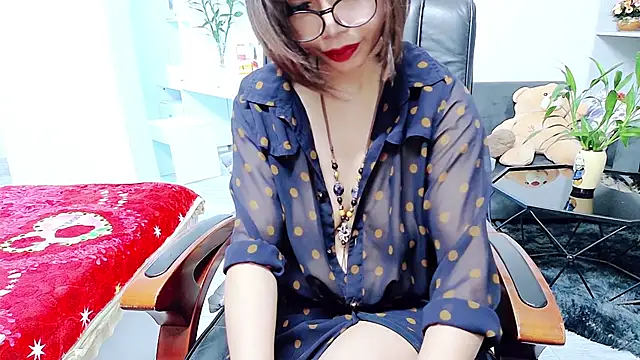 Miu-Le online show from May 23, 4:50 am