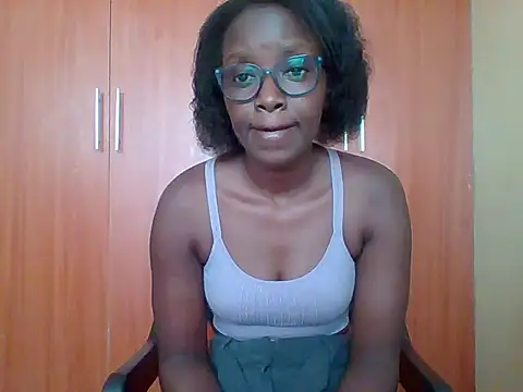 sexy darleen23 online show from February 14, 6:32 am