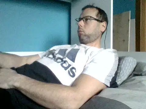Snapshot of SEBIX-35 chatting on November 20, 7:41 am SEBIX-35 online show from November 20, 7:41 am