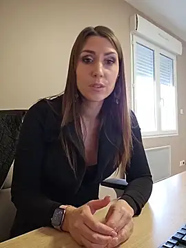 Snapshot of Lib_ertine32 chatting on February 23, 11:07 am Lib ertine32 online show from February 23, 11:07 am