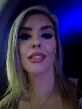 ellieconradxo online show from February 1, 4:46 am