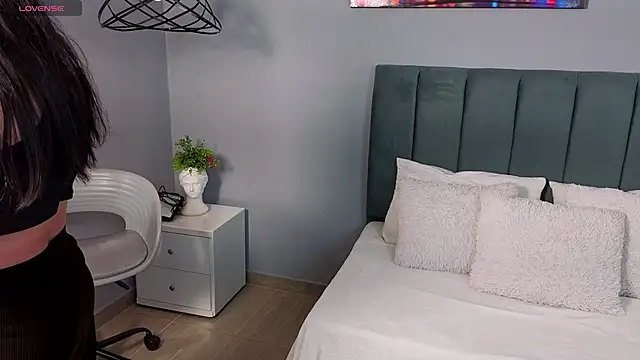 Alli cooper online show from April 21, 1:39 pm