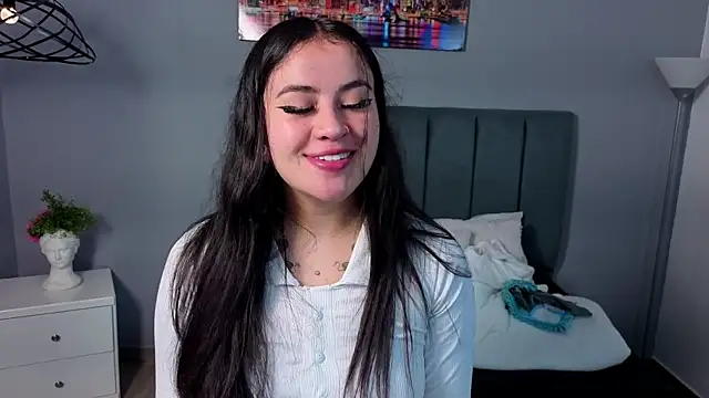 Snapshot of Alli_cooper chatting on May 5, 1:41 pm Alli cooper online show from May 5, 1:41 pm