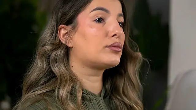 KellyMathews online show from February 22, 2:02 am