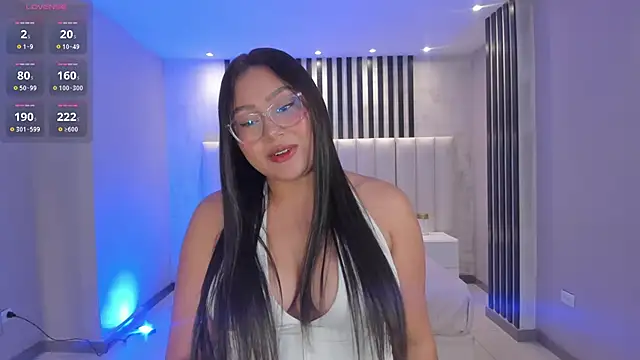 Snapshot of AmberLewis_ chatting on January 18, 3:09 am AmberLewis online show from January 18, 3:09 am