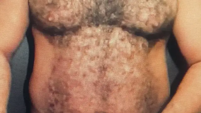 Snapshot of HAIRY_ARAB_SULTAN chatting on June 5, 10:26 pm HAIRY ARAB SULTAN online show from June 5, 10:26 pm