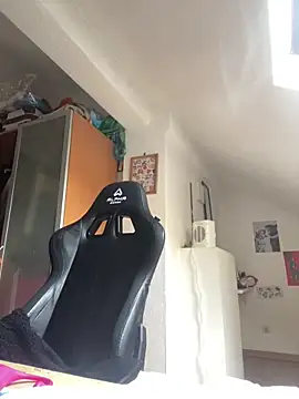 Snapshot of rafamarianoofc chatting on March 22, 2:47 pm rafamarianoofc online show from March 22, 2:47 pm