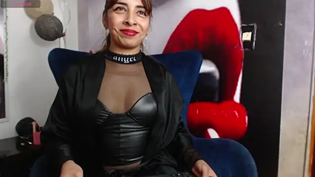 ameliefederline11 online show from November 5, 11:05 pm