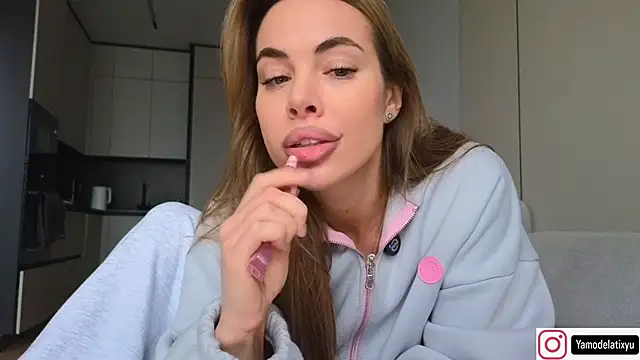 diffgirls2 online show from December 3, 10:13 am