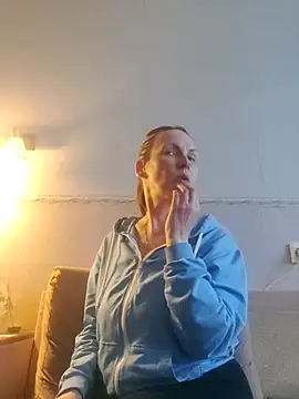 Evelina cute online show from December 16, 11:15 am