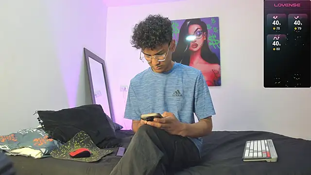 harrytwink18 online show from March 10, 2:16 pm