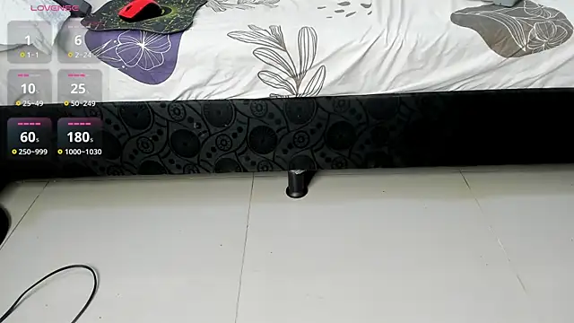 harrytwink18 online show from December 17, 2:56 pm