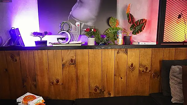 andrewortix online show from May 30, 1:14 am