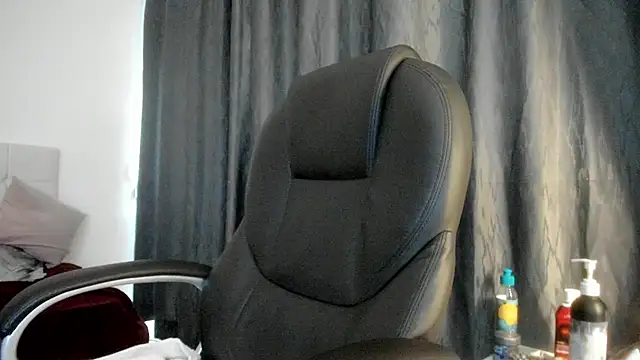 Snapshot of Teilor_Creed chatting on October 30, 7:47 pm Teilor Creed online show from October 30, 7:47 pm