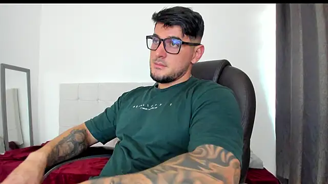 Snapshot of Teilor_Creed chatting on November 22, 8:30 pm Teilor Creed online show from November 22, 8:30 pm