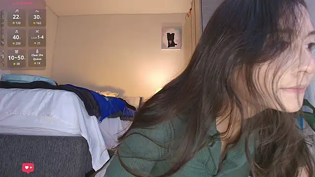 HelennaMoon  online show from December 19, 3:41 pm